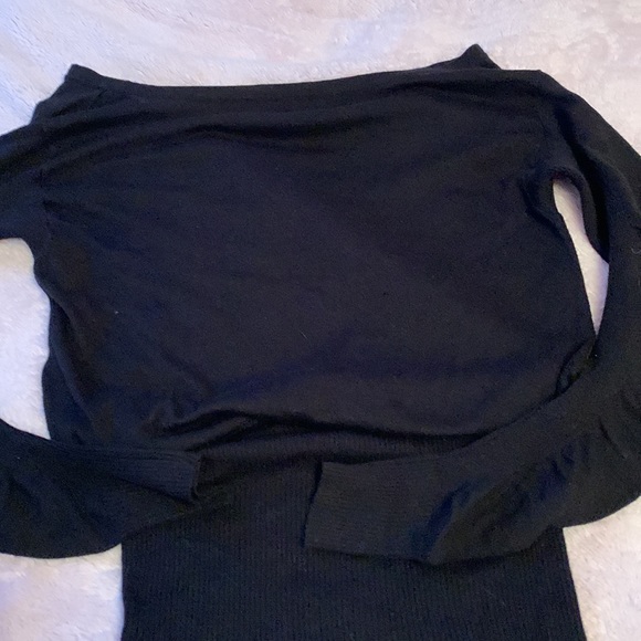 Sweater - Picture 4 of 5